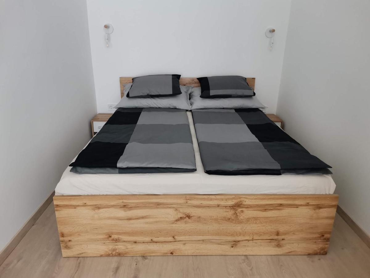 Sweet Life Apartman Еґер Екстер'єр фото