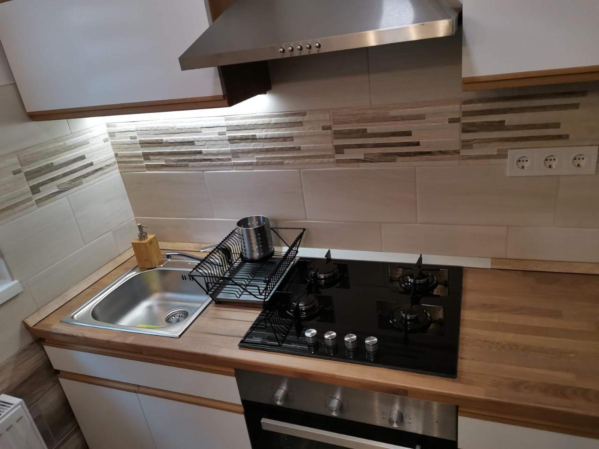 Sweet Life Apartman Еґер Екстер'єр фото